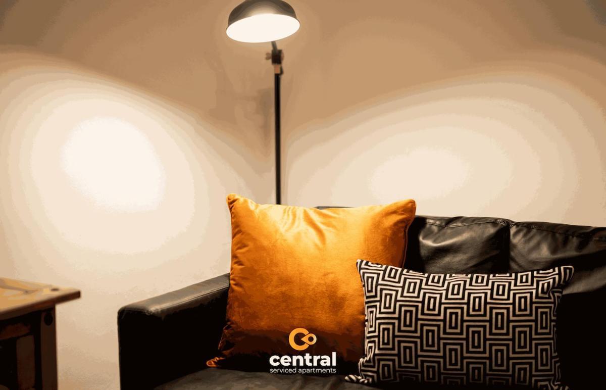 Central Serviced Apartments - 2 Bedrooms - Modern - Unique Touches - Free Street Parking - Fully Equipped - Close To City Centre - Short & Long Term Stays Available Dundee Buitenkant foto