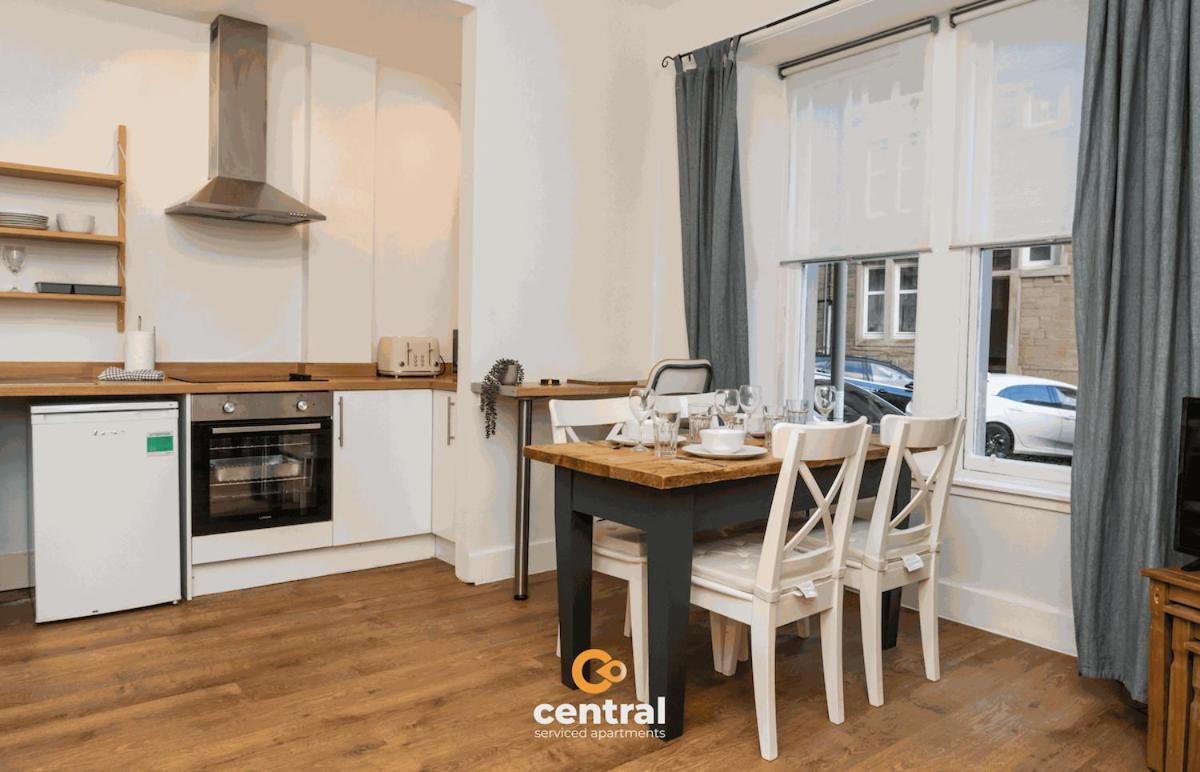 Central Serviced Apartments - 2 Bedrooms - Modern - Unique Touches - Free Street Parking - Fully Equipped - Close To City Centre - Short & Long Term Stays Available Dundee Buitenkant foto